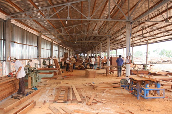 Xưởng sản xuất đồ gỗ nội thất Hoàng Kim